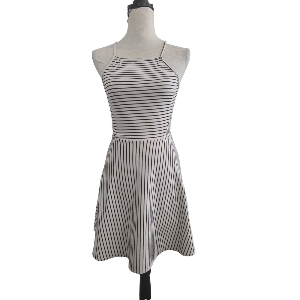 H&M Divided Women‎ Black White Striped Halter Skater Dress Size 6 Mini Summer